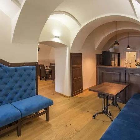 Anno Hotel