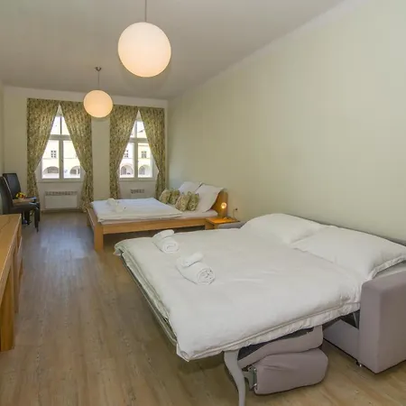 Anno Hotel *