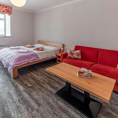 Anno * Nové Město nad Metují